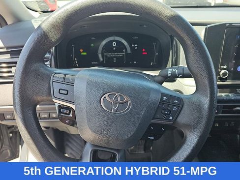 Used 2025 Toyota Camry LE FWD image 19