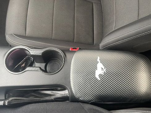 Used 2015 Ford Mustang Coupe image 37