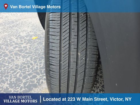 Used 2022 Chevrolet TrailBlazer LT w/ Driver Confidence Package image 28