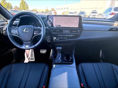 Used 2024 Lexus ES 300h F Sport w/ Accessory Package (Z1) FWD image 10
