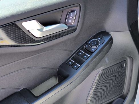 New 2026 Ford Escape ST-Line w/ Cold Weather Package image 10