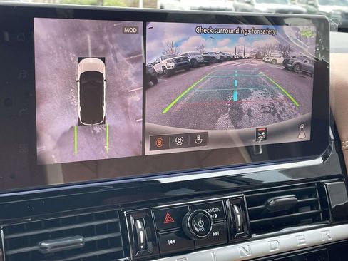 New 2026 Nissan Pathfinder Platinum image 20