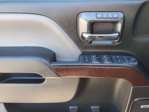 Used 2018 GMC Sierra 1500 SLT w/ SLT Premium Package AWD/4WD image 18