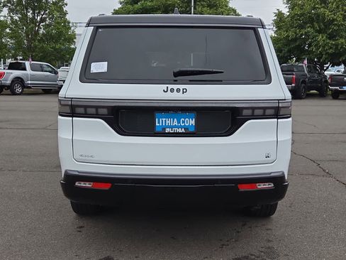 New 2026 Jeep Grand Wagoneer L 4WD image 13