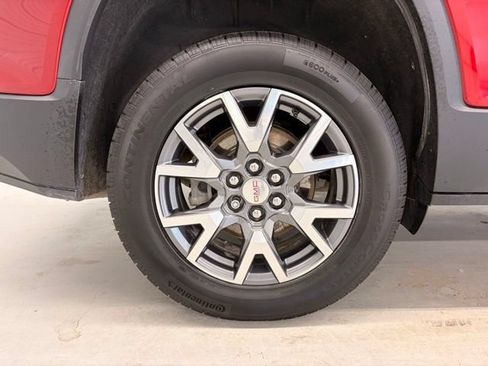 Used 2023 GMC Acadia SLT AWD/4WD image 7