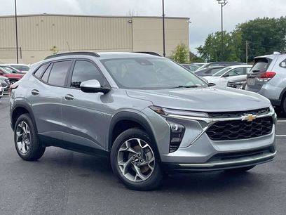 Used 2024 Chevrolet Trax LT w/ Driver Confidence Package