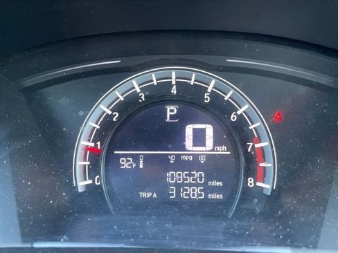 Used 2018 Honda CR-V LX image 19