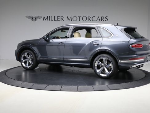 New 2025 Bentley Bentayga Extended Wheelbase image 4