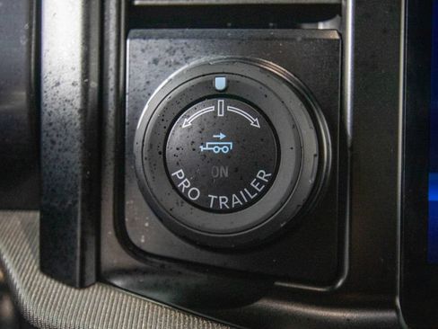 Used 2023 Ford F150 Raptor AWD/4WD image 28