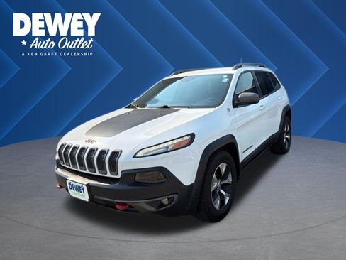 Used 2016 Jeep Cherokee Trailhawk AWD/4WD image 1