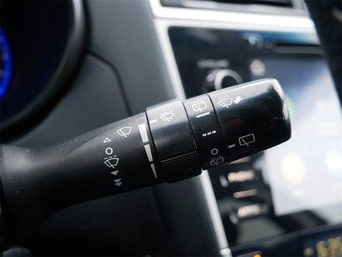 Used 2019 Subaru Outback 2.5i Premium image 26