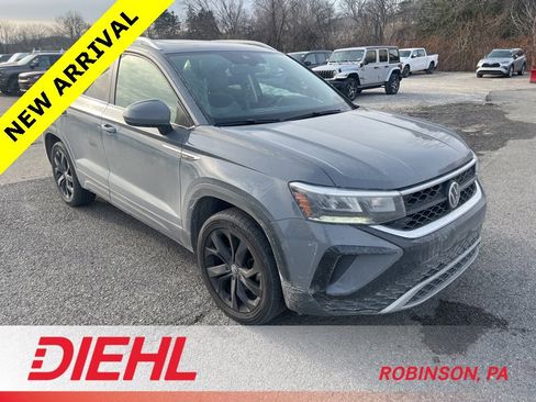 Used 2022 Volkswagen Taos SE image 3
