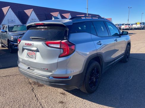 Used 2023 GMC Terrain AT4 image 6