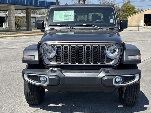 New 2026 Jeep Gladiator Sport AWD/4WD image 8