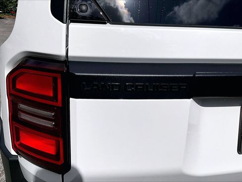 Used 2024 Toyota Land Cruiser 1958 AWD/4WD image 27