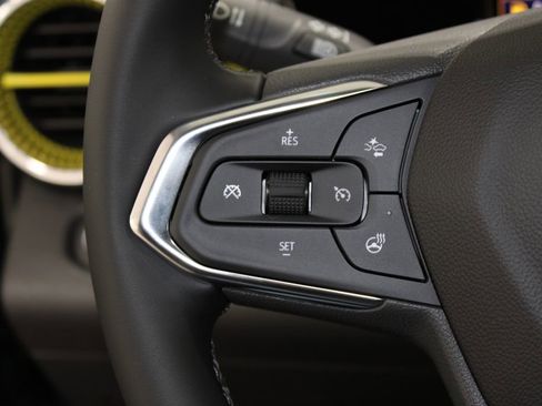 New 2026 Chevrolet Trax LT w/ Driver Confidence Package image 31