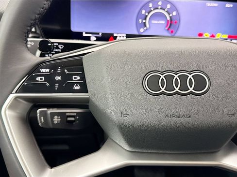 Used 2026 Audi Q3 quattro 2.0T AWD/4WD image 11