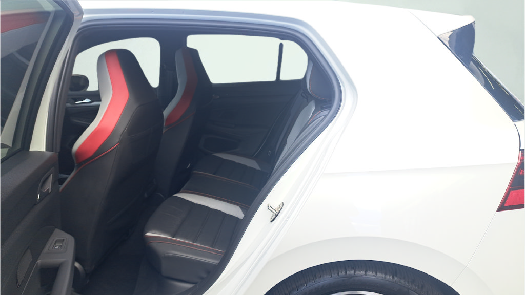 Used 2025 Volkswagen GTI SE FWD image 12