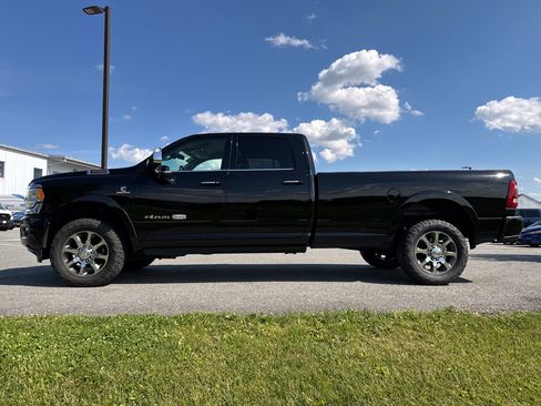 Used 2022 RAM 3500 Limited AWD/4WD image 12