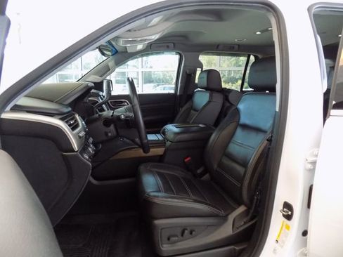 Used 2019 GMC Yukon Denali AWD/4WD image 17