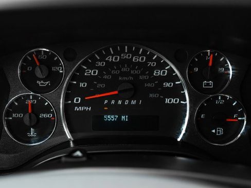 Used 2022 Chevrolet Express 2500 w/ Driver Convenience Package RWD image 22