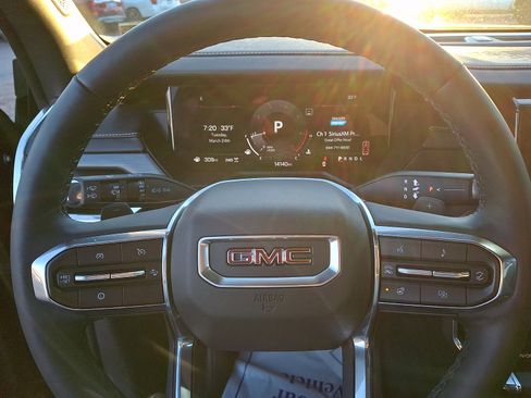 Certified 2024 GMC Acadia Elevation image 21