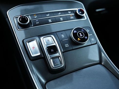 Used 2023 Hyundai Santa Fe SE image 36