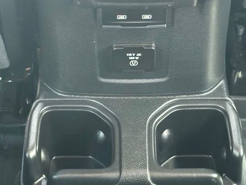 Used 2022 Jeep Wrangler Rubicon w/ Steel Bumper Group AWD/4WD image 25