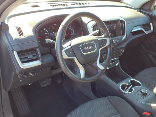 Used 2024 GMC Terrain SLE FWD image 19