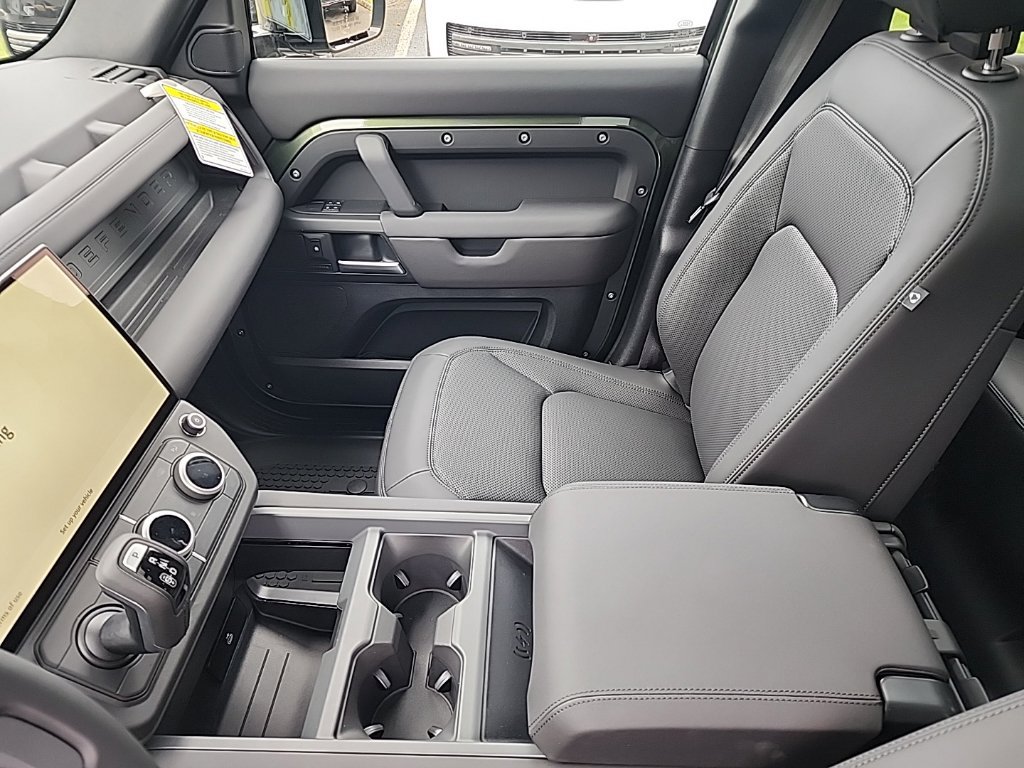 New 2026 Land Rover Defender 110 S AWD/4WD image 12