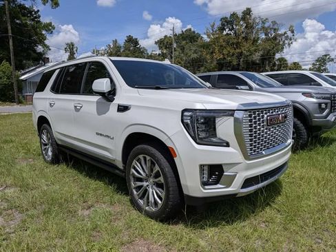 Used 2023 GMC Yukon Denali w/ LPO, Floor Liner Package RWD image 1