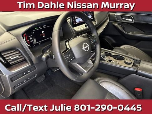 Used 2025 Nissan Rogue Platinum w/ Platinum Premium Package AWD/4WD image 22