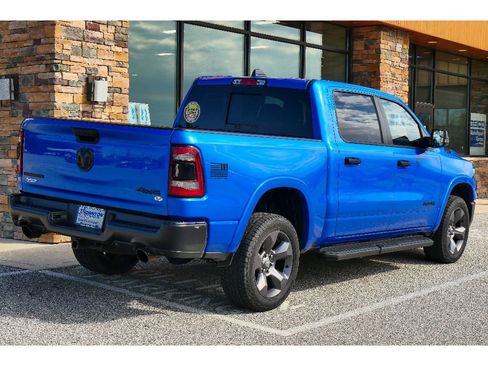 Used 2023 RAM 1500 Big Horn AWD/4WD image 3