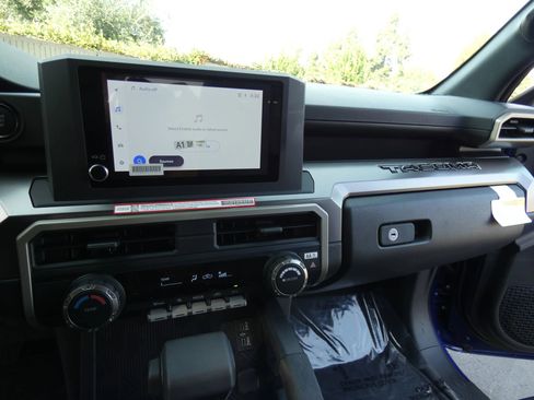 Used 2025 Toyota Tacoma SR5 image 66