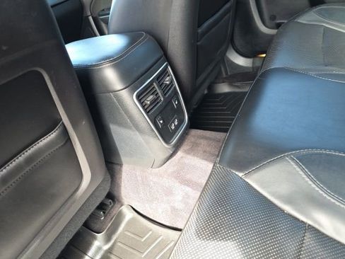 Used 2017 Dodge Charger SXT w/ AWD Plus Group image 33