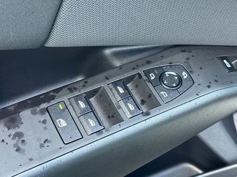 Used 2025 BMW X3 xDrive30i w/ Convenience Package image 12