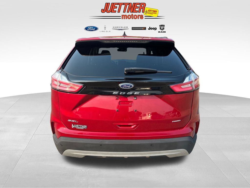 Used 2024 Ford Edge SEL AWD/4WD image 4