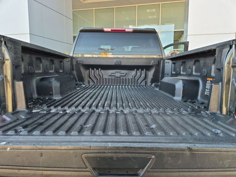 Used 2023 Chevrolet Silverado 2500 Custom w/ Custom Convenience Package RWD image 25
