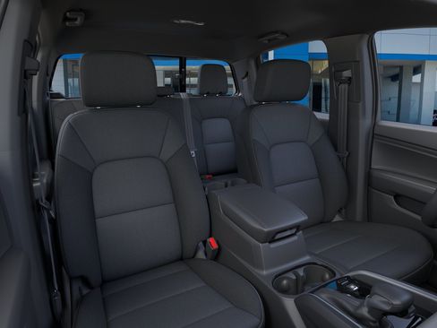 New 2026 Chevrolet Colorado W/T image 40