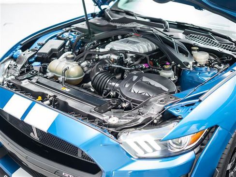 Used 2020 Ford Mustang Shelby GT500 w/ Technology Package RWD image 10