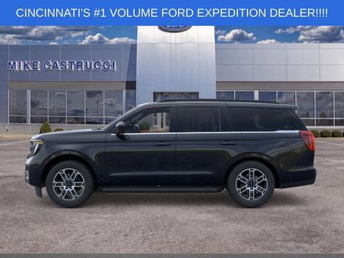 New 2026 Ford Expedition Active AWD/4WD image 3