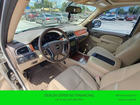 Used 2011 Chevrolet Tahoe LTZ AWD/4WD image 23