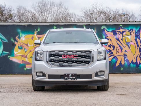 Used 2019 GMC Yukon XL Denali w/ Open Road Package image 1