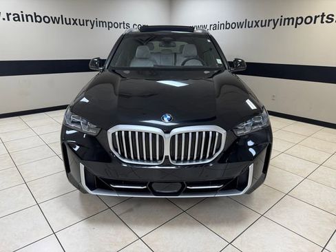 Used 2025 BMW X5 xDrive40i w/ Climate Comfort Package AWD/4WD image 2