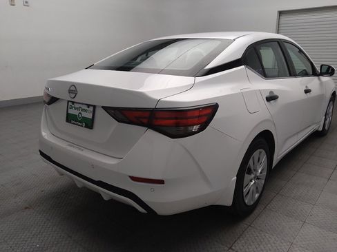 Used 2025 Nissan Sentra S FWD image 9
