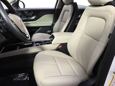 New 2026 Lincoln Corsair Reserve AWD/4WD image 13