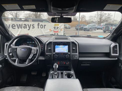 Used 2018 Ford F150 XLT w/ Equipment Group 302A Luxury image 19