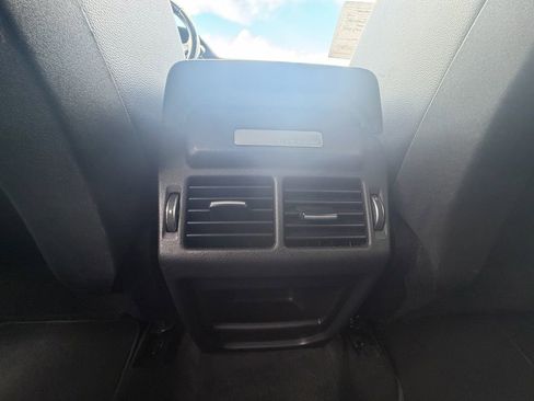 Used 2019 Land Rover Range Rover Evoque SE AWD/4WD image 14