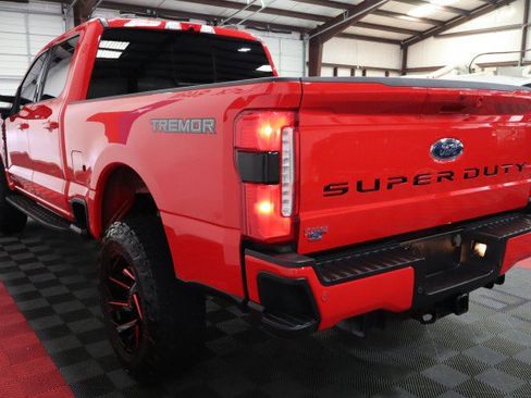 Used 2024 Ford F250 Lariat w/ Lariat Ultimate Package AWD/4WD image 25