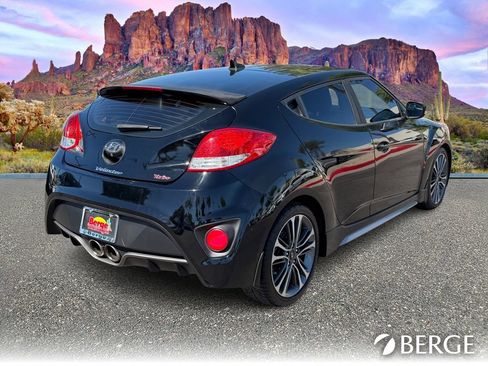 Used 2016 Hyundai Veloster Turbo image 8